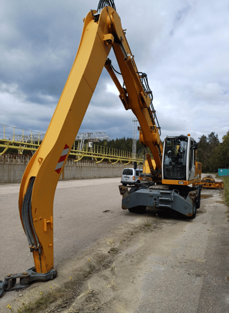 Liebherr A924C / 2010 / Vilnius