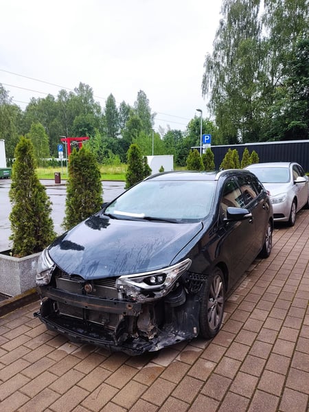 Toyota Auris / 2016 / Riga