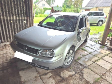 VW Golf / 2000 / Pakruojo raj.