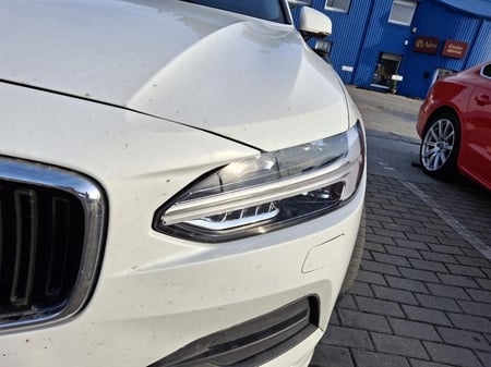 Volvo žibintai