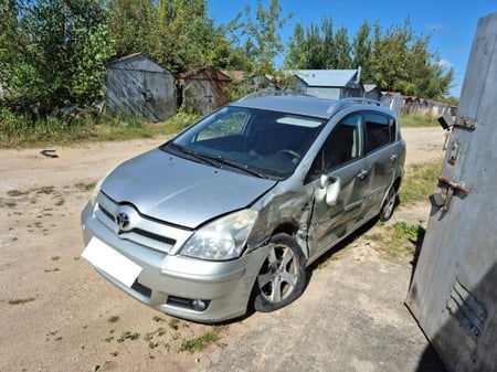 Toyota Corolla Verso / 2004 / Panevėžys