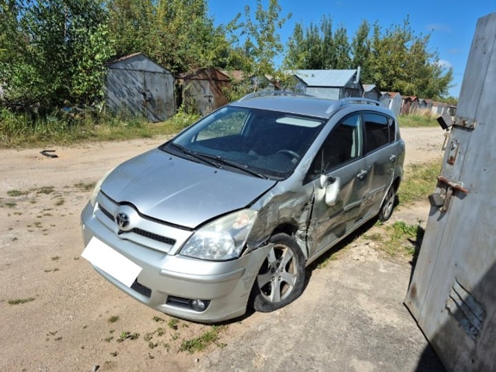 Toyota Corolla Verso / 2004 / Panevėžys