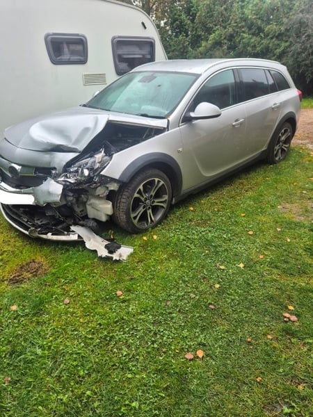VAUXHALL Insignia / 2015 / Šiauliu raj.
