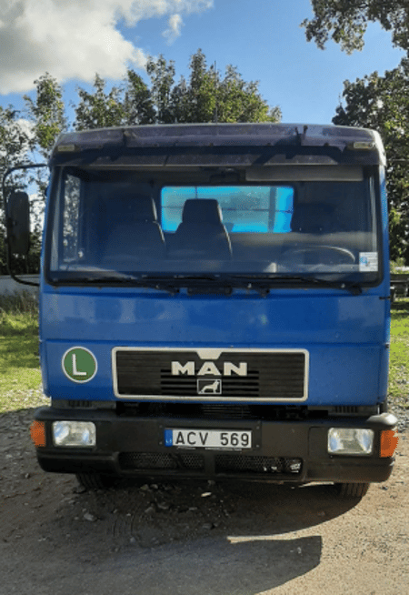 MAN 10 163 / 1999 / Šiauliu raj.