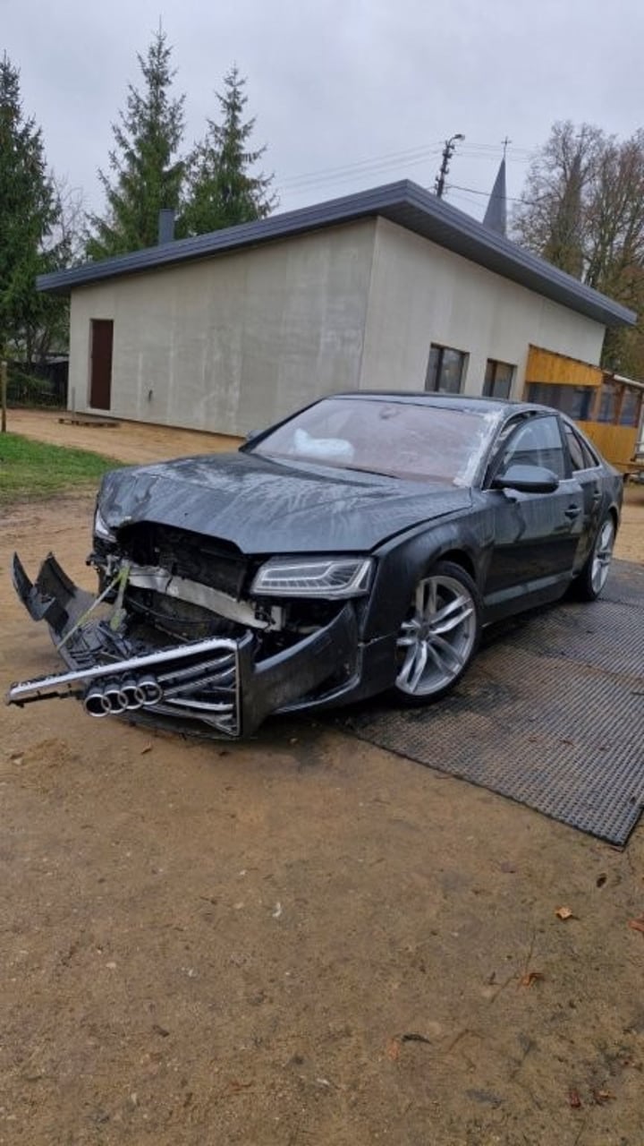 Audi A8 / 2013 / Panevėžio raj.