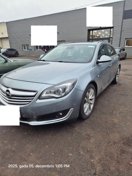 Opel INSIGNIA SPORTS TOURER / 2014 / Riga