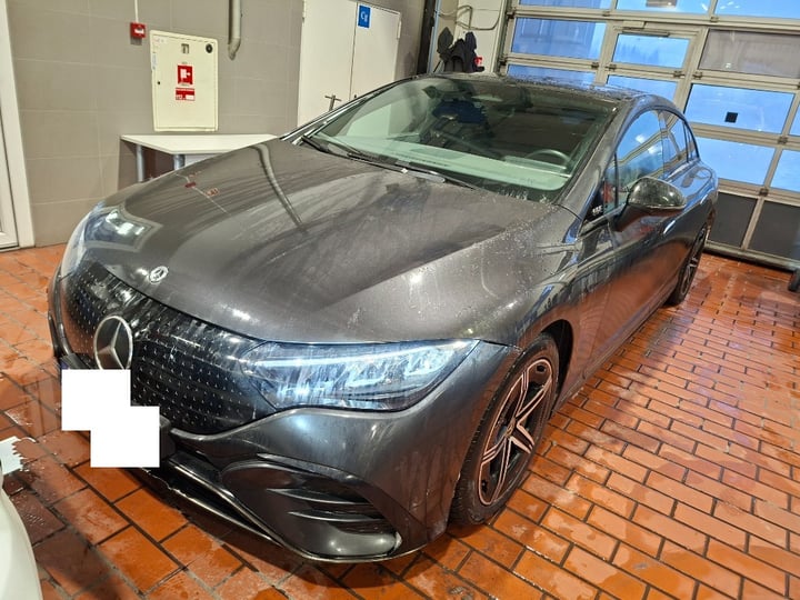 Mercedes Benz EQE 300 / 2024 / Kaunas