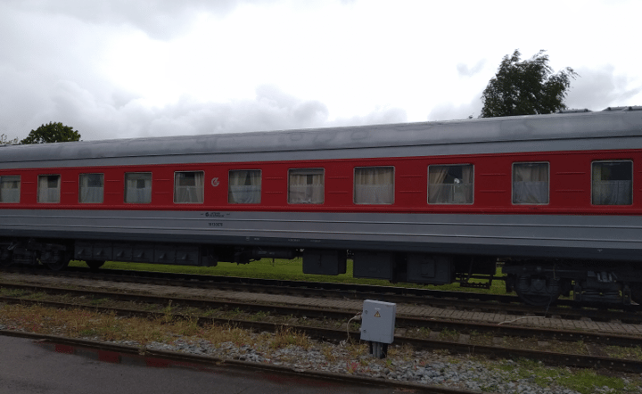 Keleivinis vagonas Vk/k