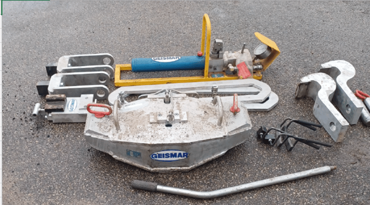 Hidraulinis,lengvas horizontalus bėgių  JLP.75;Serija Nr.672