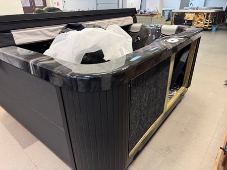 Sūkurinė vonia BOKO