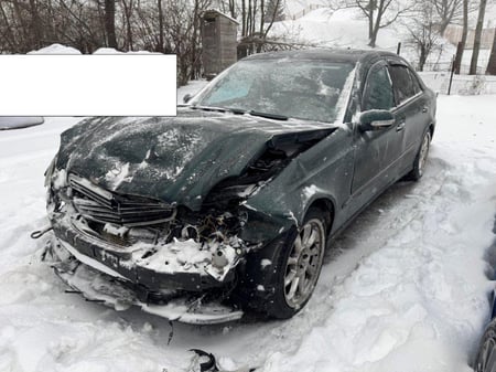 Mercedes Benz E320 / 2004 / Kaunas