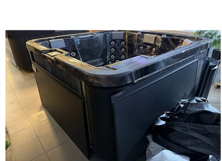 Sūkurinė vonia ASPERO