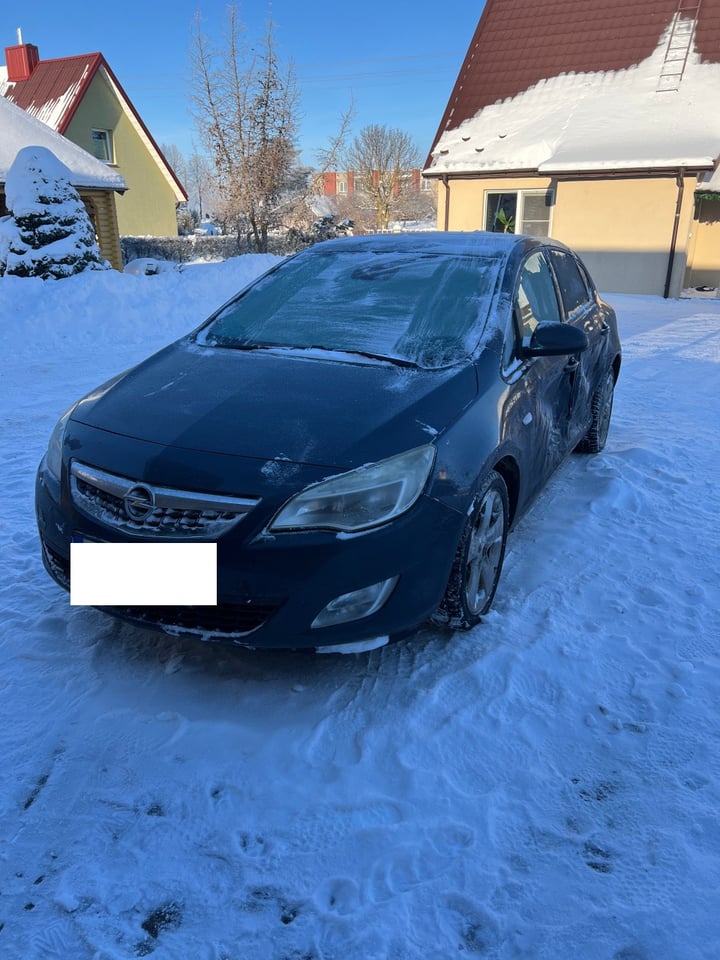 Opel Astra / 2010 / Telšių raj.