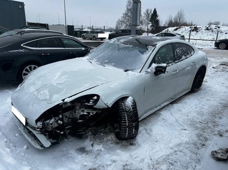 Porsche Panamera / 2018 / Vilniaus r.