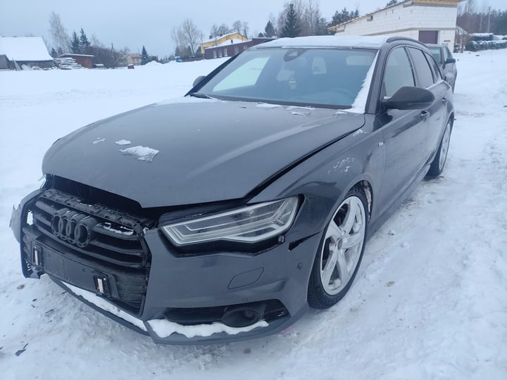 Audi A6 / 2015 / UTENA
