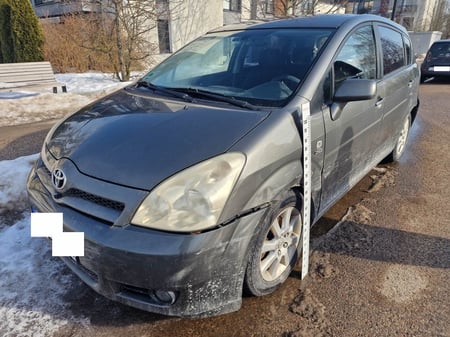 Toyota Corolla Verso / 2004 / Vilnius