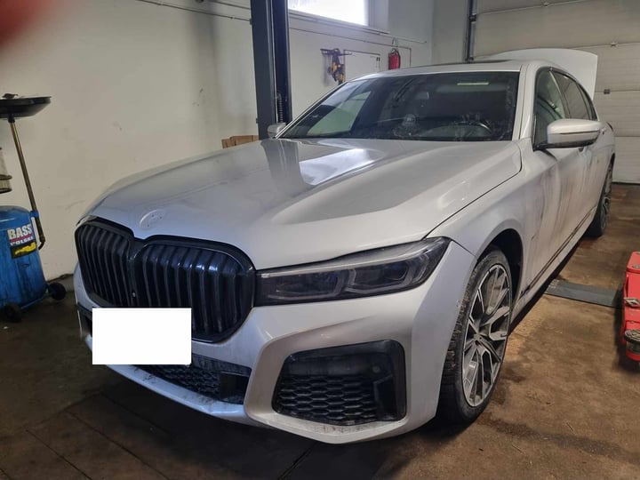 BMW 750ixDrive / 2016 / Kauno r.