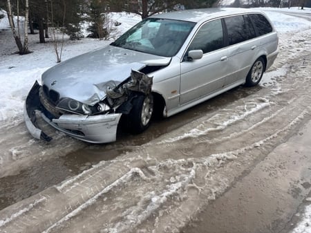 BMW 525D / 2003 / Skuodo raj.