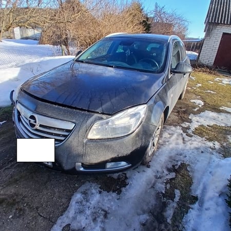 Opel INSIGNIA SPORTS TOURER / 2012 / Panevėžio raj.