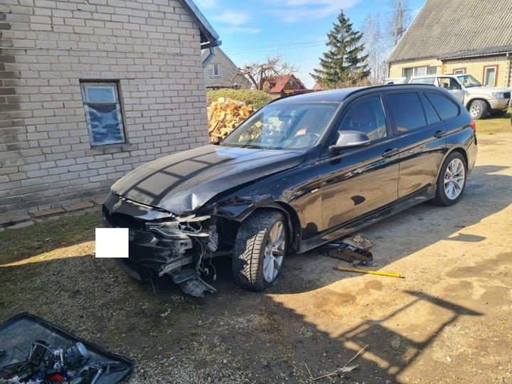 BMW 320d / 2013 / Pasvalio r.