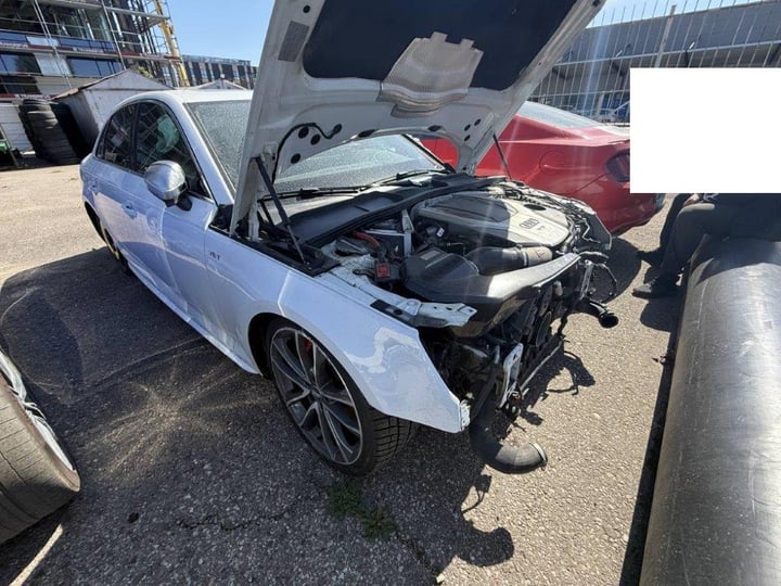 Audi S4 / 2018 / Kaunas