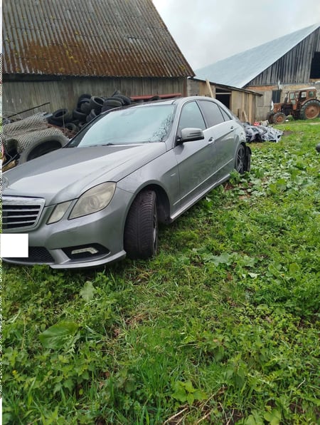 Mercedes Benz E250 / 2009 / Plungės raj.