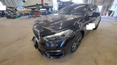 BMW 118i / 2023 / Vilnius
