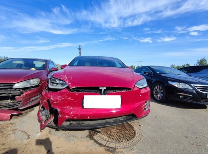 Tesla MODEL X / 2016 / Vilnius