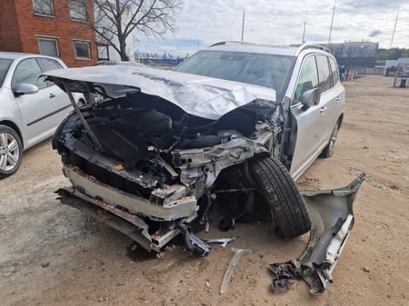 Volvo XC90 / 2017 / Jonava