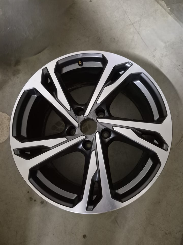 Audi Q5 ratlankis.