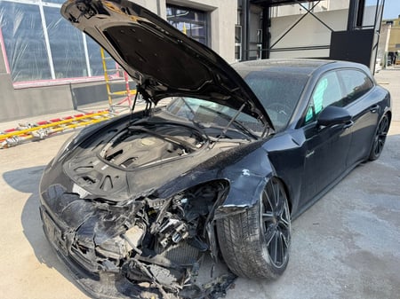 Porsche PANAMERA 4 E-HYBRID / 2018 / Vilnius