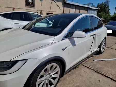 Tesla MODEL X / 2017 / Kaunas