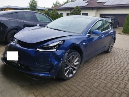 Tesla MODEL 3 / 2020 / Vilnius