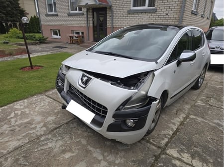 Peugeot 3008 / 2013 / Tauragė
