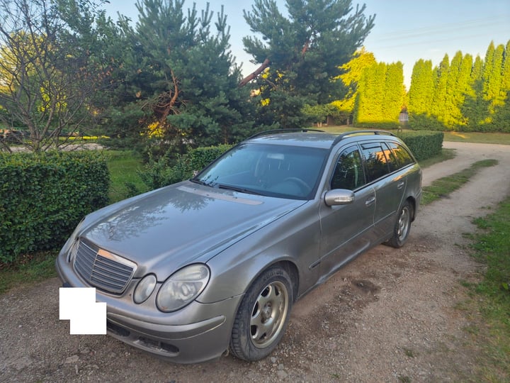 Mercedes Benz E220 / 2004 / Kaunas