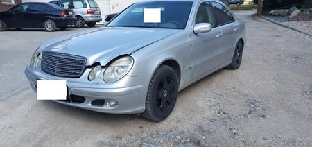 Mercedes Benz E220 / 2002 / Telšiai