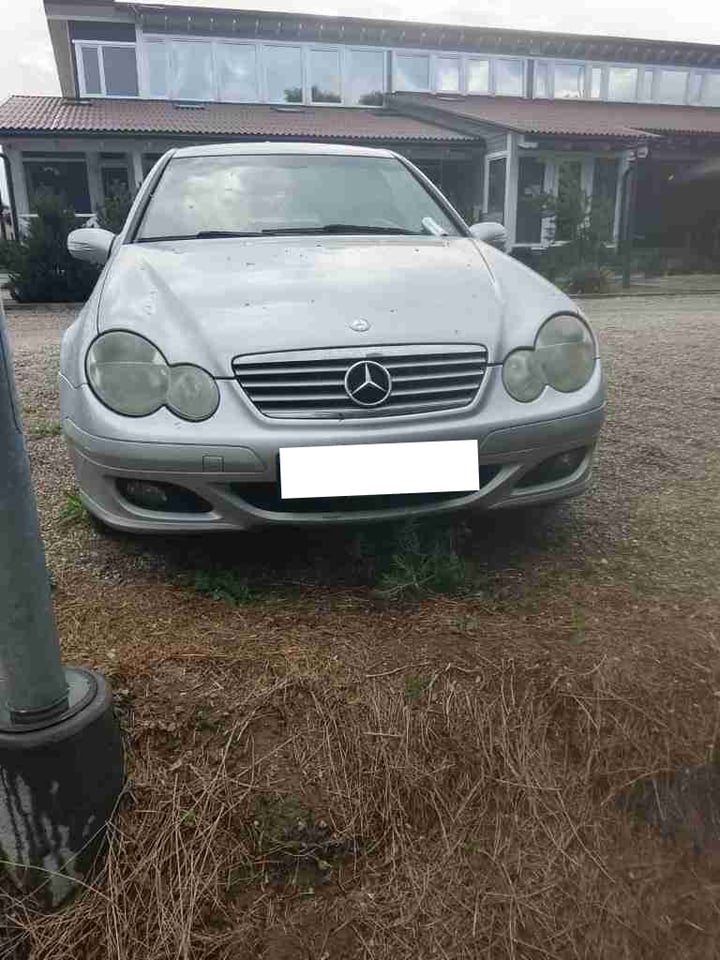 Mercedes Benz C200 CDI / 2004 / Palanga