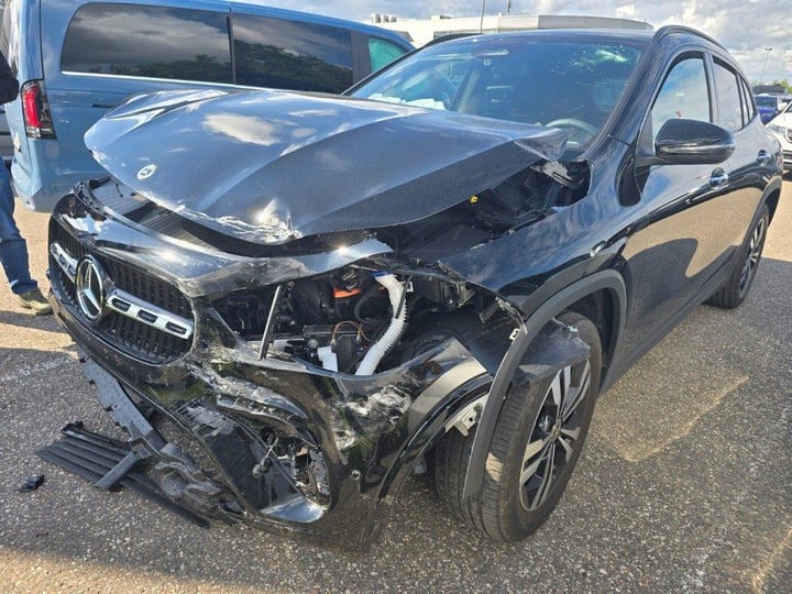 Mercedes Benz GLA 180 / 2026 / Vilnius
