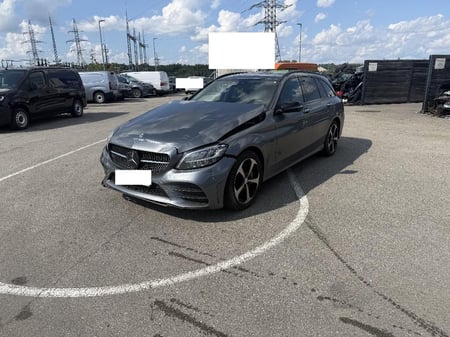 Mercedes Benz C300 / 2020 / Kaunas