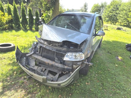 VW Sharan / 2004 / Biržai