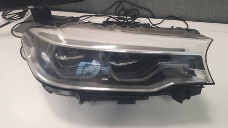Bmw žibintas.