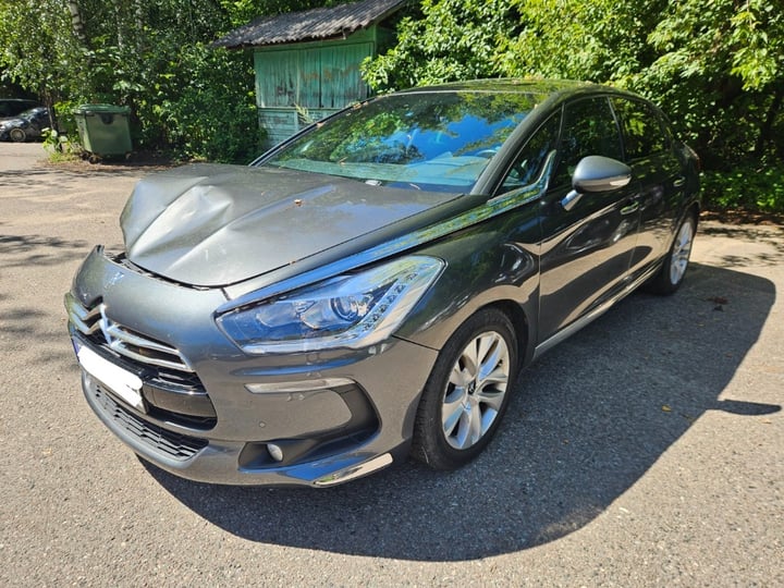 Citroen DS5 / 2014 / Vilnius