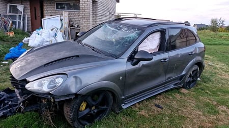 Porsche CAYENNE S / 2011 / Kaišiadorys