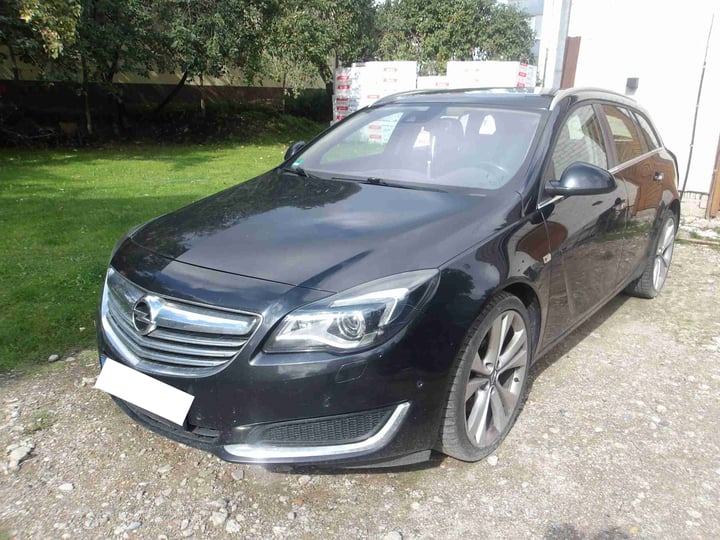 Opel INSIGNIA SPORTS TOURER / 2015 / Jonava