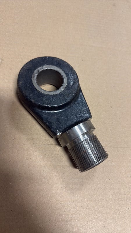 GALVUTĖ SU ĮVORE 642.300 (100 vnt.)  HEAD WITH BUSHING 642.300 (100 pcs.)
