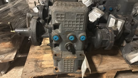 SKIRSTYTUVAS ORO SURINKTAS 483A-03 (10 vnt.) (AIR DISTRIBUTOR ASSEMBLY 483A-03) (10 pcs.))