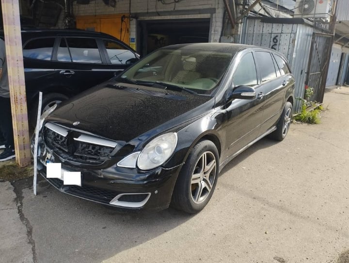 Mercedes Benz R350 / 2006 / Kaunas