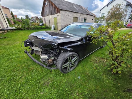 Mercedes Benz E220 / 2016 / Vilniaus r.