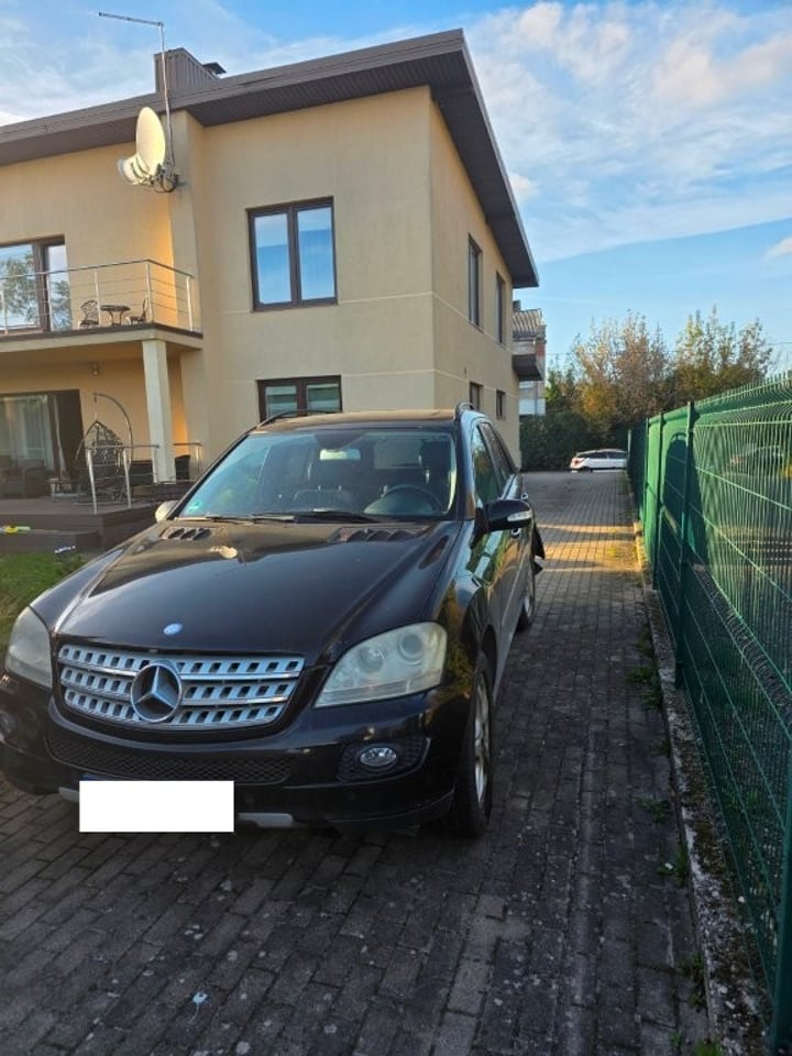 Mercedes Benz ML 320 CDI 4MATIC / 2008 / Kaunas