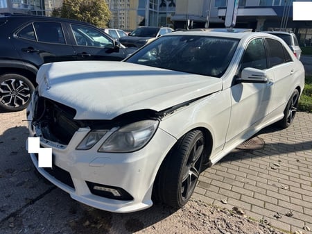 Mercedes Benz E350 / 2009 / Vilnius